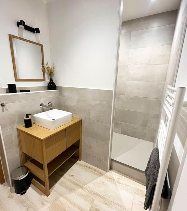Maison Climatisee Toute Equipee Montchanin Ngoại thất bức ảnh