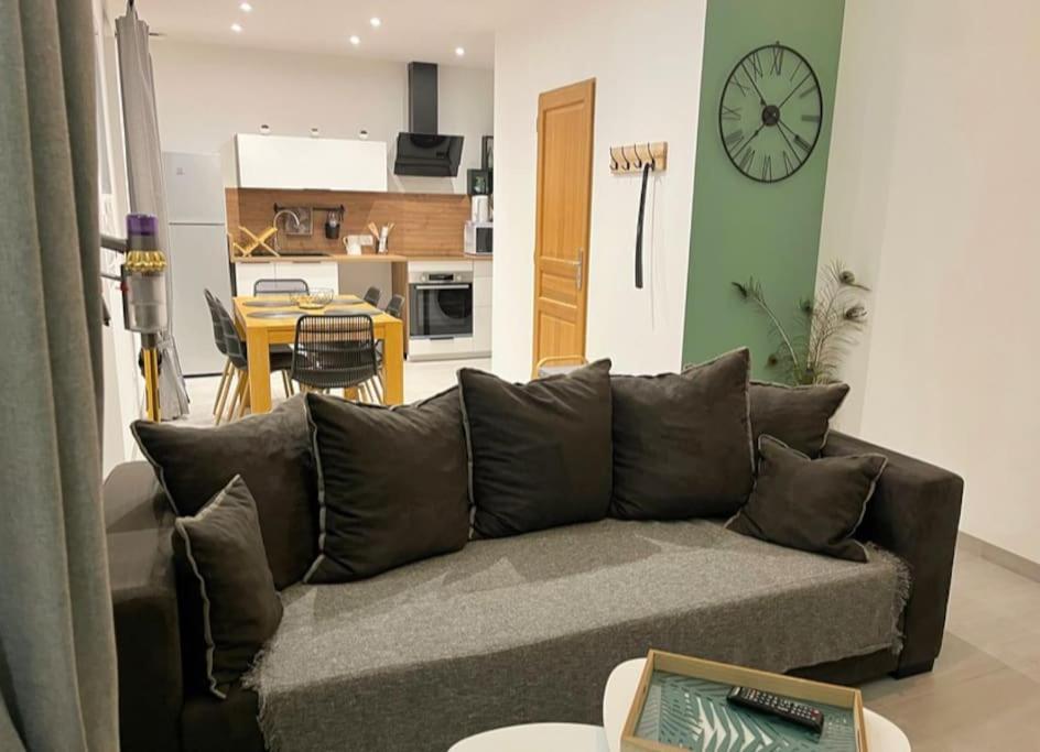 Maison Climatisee Toute Equipee Montchanin Ngoại thất bức ảnh